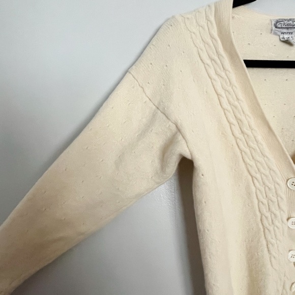 1960s vintage 100% wool cardigan
petite m but could fix a sm - Picture 3 of 4